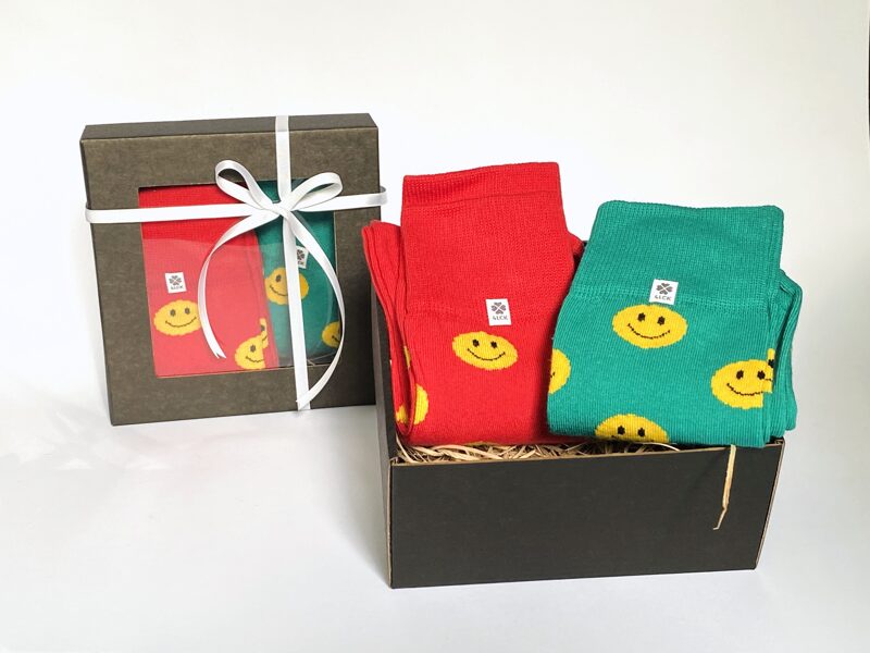 "Smiley" set of 2 pairs
